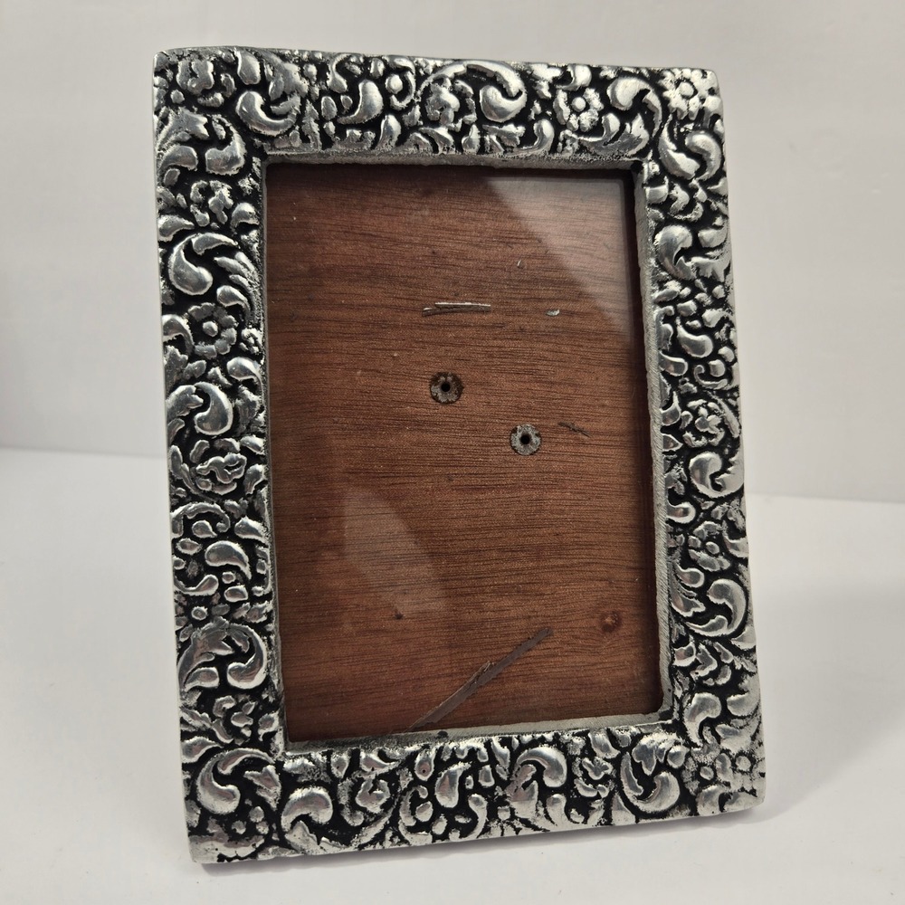 Vintage Ornate Silver Embossed Floral Metal Picture Frame Wood Back 5x7